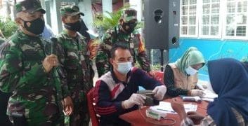 Koramil 06/SH Bekerjasama UPT Pukesmas Kubang Jaya Siak Hulu Kampar Adakan Vaksinasi