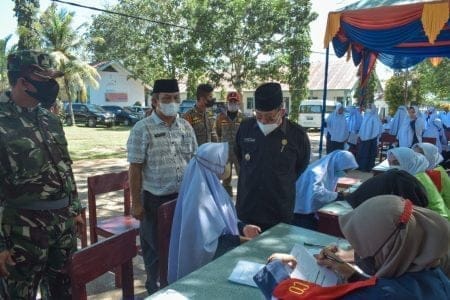 Wawako Padangsidimpuan Monitoring Vaksinasi Santri di Ponpes