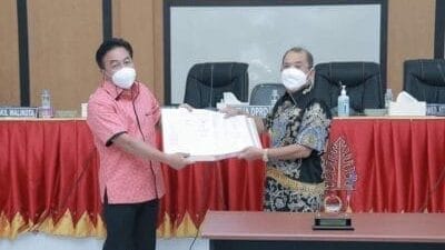 Walkot Gunungsitoli Bersama Ketua DPRD Teken Kesepakatan KUA-PPAS P-APBD TA 2021