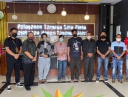 Kejari Taput Berhasil Damaikan Kasus Penganiayaan