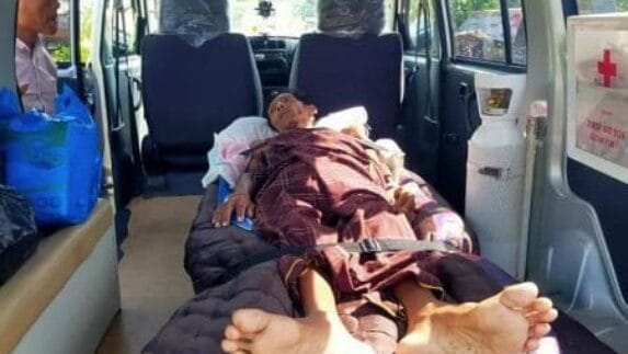 Plt Kades Cinta Makmur Berangkatkan 2 Warga Penderita Tumor dan Jantung Kronis ke RSUD Rantauprapat