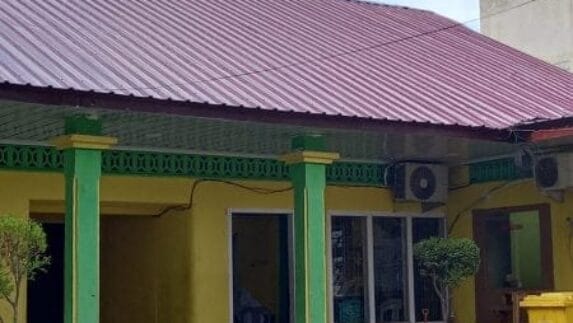 Oknum Plt. Lurah Mabar Ngaku Jual Seng Bekas Untuk Beli Cet
