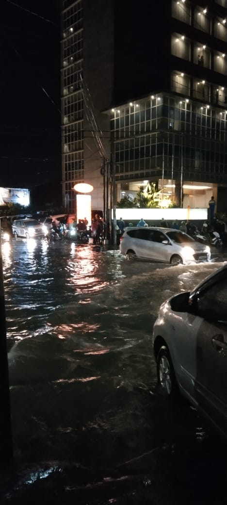 Banjir Rendam Kota Medan