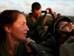 Wow, Tentara Wanita Ditugaskan Beri Layanan Seks Tahanan