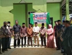 Kadisdikpora Kampar Resmikan Mushola SDN 004 Teratak Buluh Siak Hulu