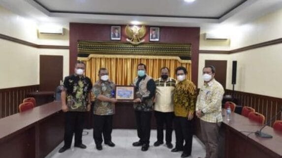 Menkeu RI Berikan Penghargaan Kepada Pemko Sidimpuan