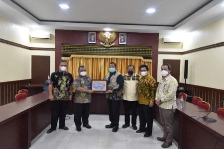 Menkeu RI Berikan Penghargaan Kepada Pemko Sidimpuan