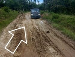 Jalan Utama Menuju Desa Batu Anam, Asahan Rusak Parah