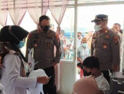 Kapolres Labuhanbatu Tinjau Pelaksanaan Vaksin
