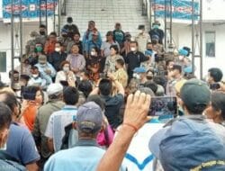 Usut Dana Pengungsi Sinabung