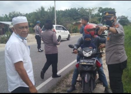 Polsek Perhentian Raja Polres Kampar Himbau Pengguna Jalan Ikhlas Di Vaksin
