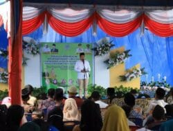 Peringati Isra Mikraj, Bupati Zahir Menyapa Warga dan Bagikan Santunan