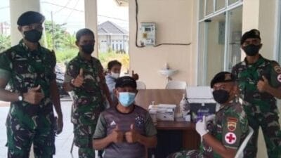 Kapus UPT Kubang Jaya Bersama Tim Sikes KIKAV 6/RBT KODAM I/BB Giat Vaksinasi Terus Berlanjut Di Bulan Ramadhan