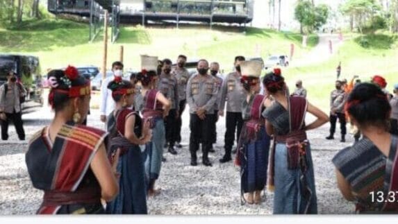 Kabaharkam Polri: Perkembangan Kawasan Danau Toba Luar Biasa!