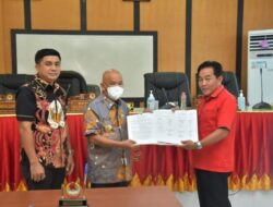 Walikota & Ketua DPRD Gunungsitoli Tandatangani Persetujuan Bersama 3 Ranperda