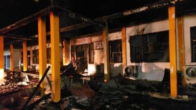 Puskesmas Tapung Hilir Terbakar, Sekda Kampar langsung Tinjau TKP