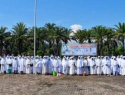 Plt. Bupati Palas Buka Manasik Akbar Jamaah Calhaj Tahun 2022