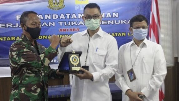 PLN dan TNI AL Tandatangani Kerjasama Tukar Menukar Tanah UPP Labuhan Angin