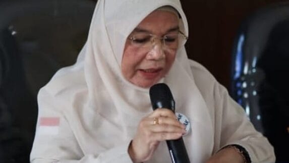 Pemkab Kampar Tertibkan Reklame Tanpa Izin