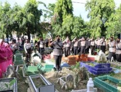Kapolres Pelabuhan Belawan Berziarah Ke Makam Pahlawan