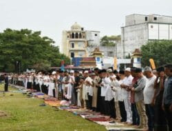 Bupati Deli Serdang Sholat Idul Adha 1443 H Bersama Ribuan Umat Islam