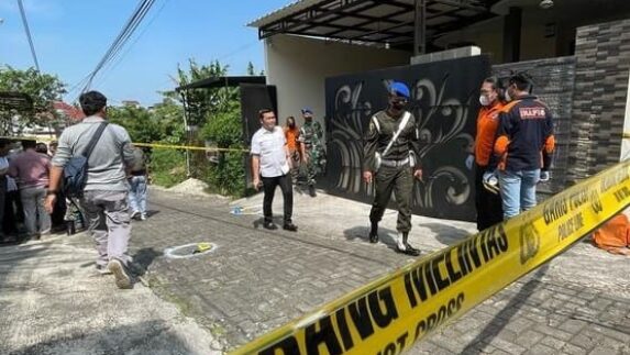 Sadis, Istri Anggota TNI Ditembak OTK