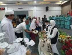 Bupati Zahir Bersama Rombongan Jemaah Haji Asal Batu Bara Tiba di Tanah Air