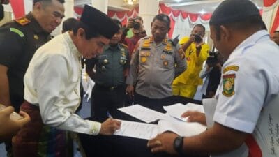 Forkopimda Kampar Saksikan Penandatangan MoU Koperasi Iyo Basamo Terantang dan PTPN V