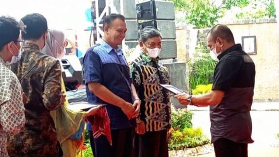 Pemkab Pakpak Bharat Terima Penghargaan Pelestarian Cagar Budaya