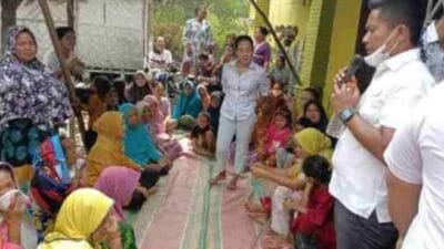 Kadin Batu Bara Berbagi Bantu Nelayan Indrayaman Terdampak Kelangkaan Solar