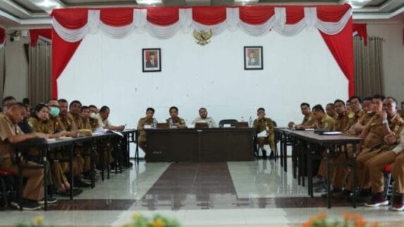 Pemkab Pakpak Bharat Rapat Evaluasi Penyerapan Anggaran KUR