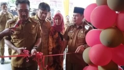 Bupati Labusel Resmikan Caffe Resto Alla Beuty Club2 di Kota Pinang