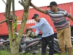 Bupati Zahir Giatkan Gotong Royong dan Salurkan Bantuan