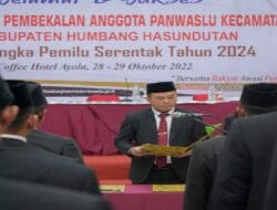 Bupati Humbahas Hadiri Pengambilan Sumpah/Janji Panwaslu Kecamatan