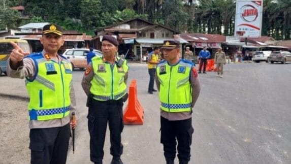 Jelang Nataru, Kapolres Tapsel Tinjau Pos Yan di Palsabolas