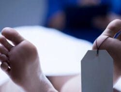 Ditemukan Tewas Telentang Diatas Kasur, Wanita Ini Diduga Dibunuh Suami Baru