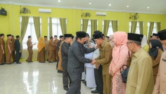 Walikota Padangsidimpuan Lantik Pejabat Eselon II, III dan IV