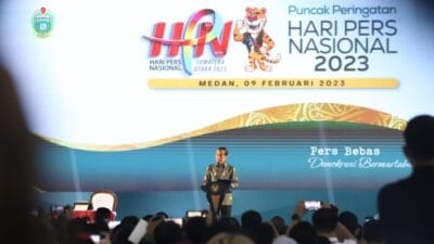 Puncak HPN 2023, Presiden Kenakan Kemeja Tenun Songket Khas Batu Bara