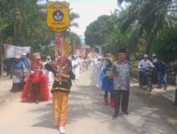 Drumband SDN 0104 Sibuhuan Turut Meriahkan Pawai Ta’aruf