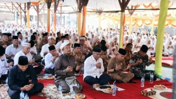 Plt Bupati Palas Hadiri Peringatan Isra’ Mi’raj