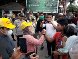 Dinilai Tak Peduli Dengan Lingkungan, Warga Tutup Akses Jalan ke Pantai Wong Rame