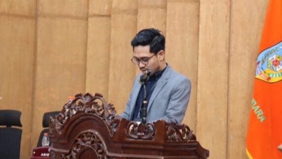 DPRD Batu Bara Gelar Paripurna Penyampaian Pandangan Fraksi Usulan 3 Ranperda