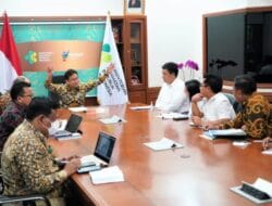 Guna Tingkatkan Kesehatan, Bupati Samosir Temui Menkes RI