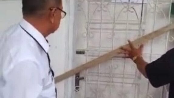 Camat BP Mandoge Segel Kantor Desa, Bupati Asahan “Ogah” Beri Tindakan