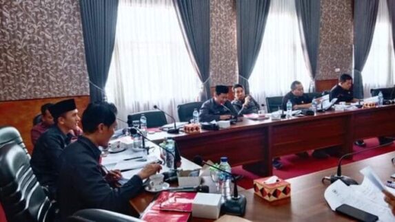 Bapemperda Harapkan Ranperda Jadi Acuan Percepatan Pembangunan Lamsel