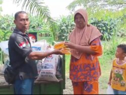 AMPHIBI Bersama BERITAMU dan LSM KAtes Ajak Warga Tukar Sampah dengan Migor