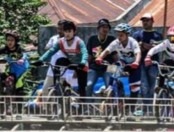 Walikota Padangsidimpuan Buka Kejuaraan Balap Sepeda BMX