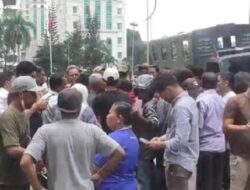 Kantor Walikota Medan “Diserbu” Warga, Ini Penyebabnya