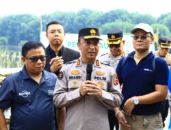 Peringati HUT ke-72, Humas Polri Laksanakan Gerakan Pelestarian Lingkungan