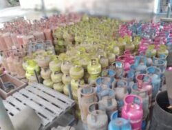 Tim Bareskrim Polri dan Polda Sumut Ungkap Pengoplos Gas LPG Subsidi di KIM II